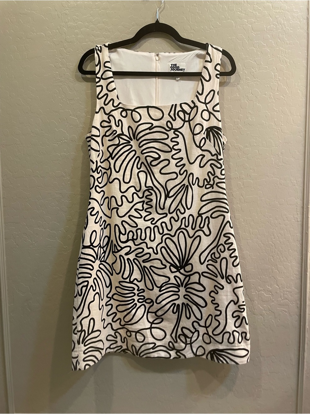 Black & White Scribble Floral Shift Dress